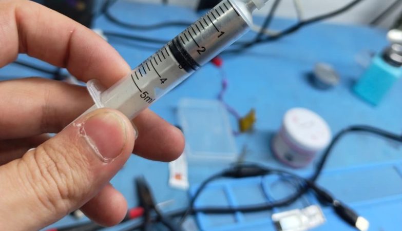 ברזל נוזלי למחשב